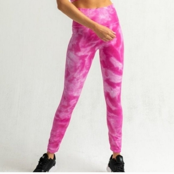 Free People FP Movement Good Karma Tie Dye Leggings in Vivacious Violet - Picture 2 of 6